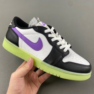 (GS) Air Jordan 1 Low Retro 'Black Raspberry' HF0410-001