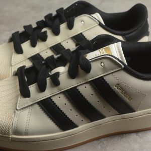 (WMNS) adidas Superstar XLG 'Beige Black Gum' ID5698