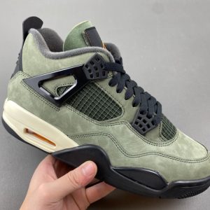 Air Jordan 4 x Undefeated 'Deep Green' 2025 IB1519-200