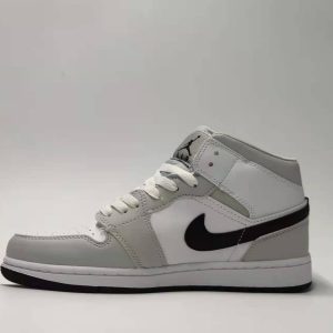 Women’s Air Jordan 1 Mid 'Grey Fog'