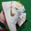 Nike Air Jordan 1 Retro OG High Metallic Gold WMN Size 12.5 MN’S 11