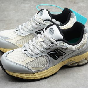 New Balance thisisneverthat x 2002R 'White' ML2002RT