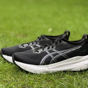 (WMNS) ASICS Gel-Kayano 31 Wide Sneakers 'Black Pure Silver' 1012B670-002