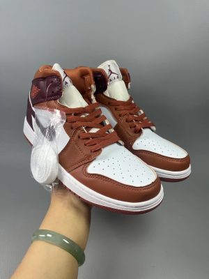 Air Jordan 1 Brick Red